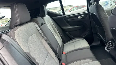 VOLVO XC40 2.0 B3P Core Auto