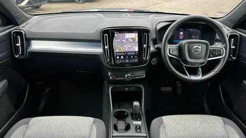 VOLVO XC40 2.0 B3P Core Auto