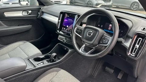 VOLVO XC40 2.0 B3P Core Auto