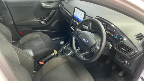 FORD PUMA 1.0 EcoBoost Hybrid mHEV Titanium