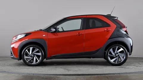 TOYOTA AYGO X 1.0 VVT-i Exclusive Auto