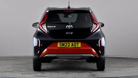 TOYOTA AYGO X 1.0 VVT-i Exclusive Auto