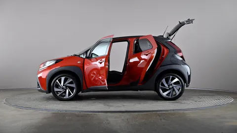 TOYOTA AYGO X 1.0 VVT-i Exclusive Auto