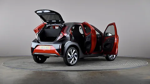 TOYOTA AYGO X 1.0 VVT-i Exclusive Auto