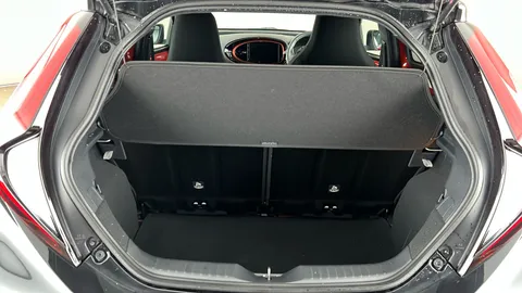 TOYOTA AYGO X 1.0 VVT-i Exclusive Auto