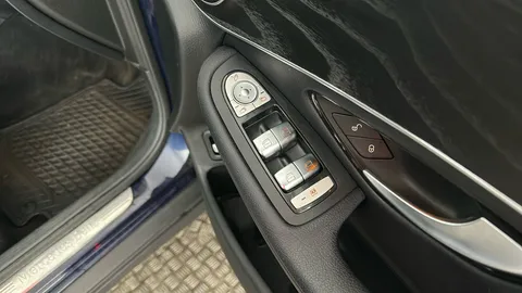 MERCEDES-BENZ GLC GLC 250d 4Matic Sport 9G-Tronic