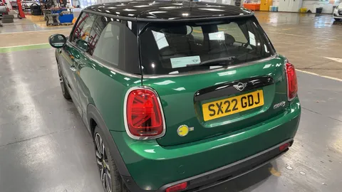 Mini Hatchback 135kW Cooper S Level 2 33kWh 3dr Auto