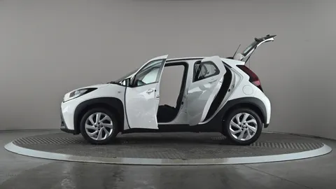 Toyota Aygo X 1.0 VVT-i Pure