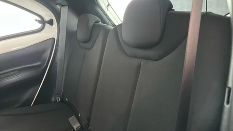 Toyota Aygo X 1.0 VVT-i Pure