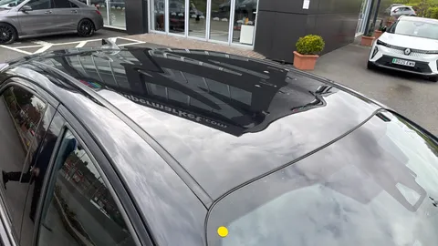 Toyota Yaris 1.5 Hybrid Dynamic CVT