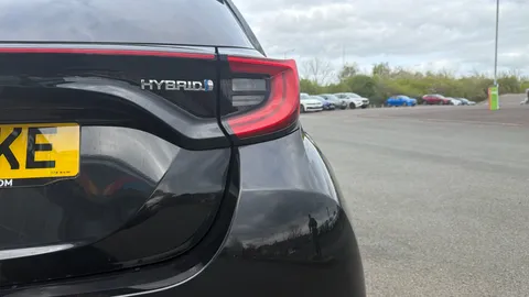 Toyota Yaris 1.5 Hybrid Dynamic CVT