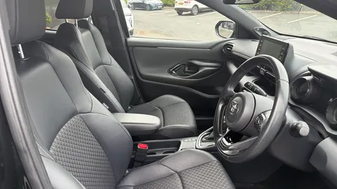 Toyota Yaris 1.5 Hybrid Dynamic CVT