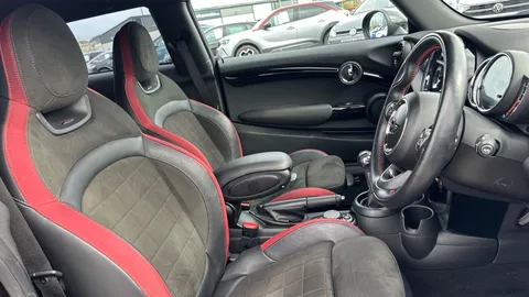 Mini Hatchback 2.0 John Cooper Works II [Chili/Nav+ Pack]