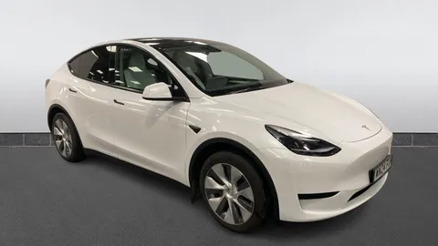 Tesla                     Model Y RWD Auto