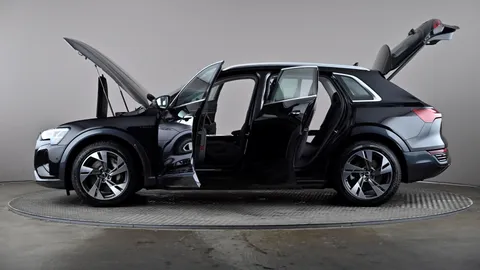 Audi Q8 250kW 50 Quattro 95kWh Sport Auto