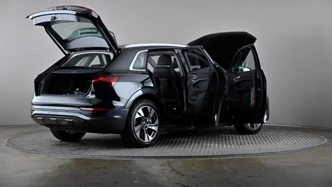 Audi Q8 250kW 50 Quattro 95kWh Sport Auto