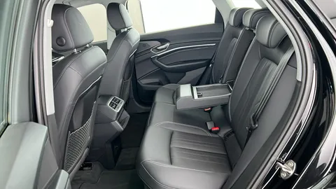 Audi Q8 250kW 50 Quattro 95kWh Sport Auto