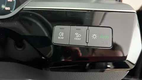 Audi Q8 250kW 50 Quattro 95kWh Sport Auto