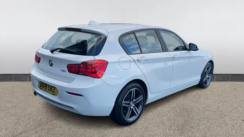 BMW 1 SERIES 118i [1.5] Sport [Nav/Servotronic]