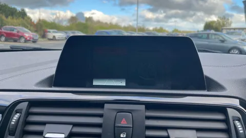 BMW 1 SERIES 118i [1.5] Sport [Nav/Servotronic]