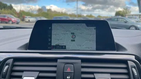 BMW 1 SERIES 118i [1.5] Sport [Nav/Servotronic]