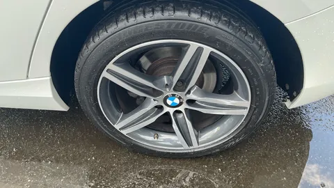 BMW 1 SERIES 118i [1.5] Sport [Nav/Servotronic]