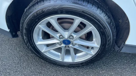 FORD FOCUS 1.0 EcoBoost Zetec