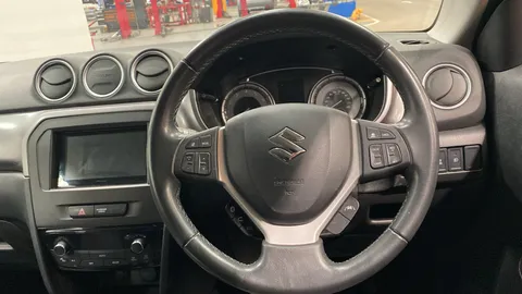 SUZUKI VITARA 1.4 Boosterjet 48V Hybrid SZ-T