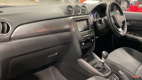 SUZUKI VITARA 1.4 Boosterjet 48V Hybrid SZ-T