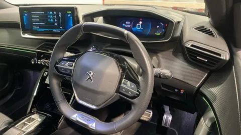 PEUGEOT 2008 100kW GT 50kWh Auto