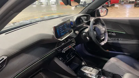 PEUGEOT 2008 100kW GT 50kWh Auto