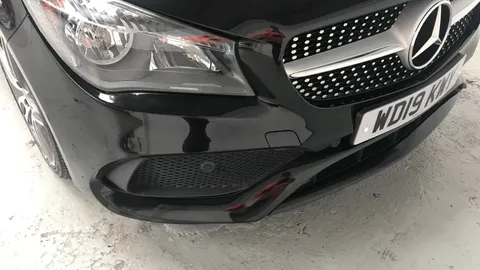 MERCEDES-BENZ CLA CLA 180 AMG Line Edition