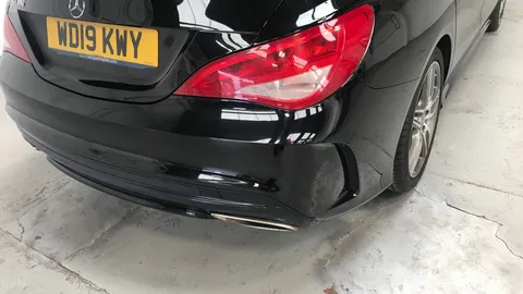 MERCEDES-BENZ CLA CLA 180 AMG Line Edition