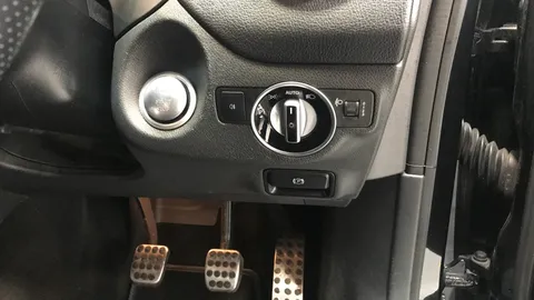 MERCEDES-BENZ CLA CLA 180 AMG Line Edition