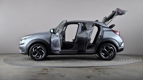 NISSAN JUKE 1.6 Hybrid N-Connecta Auto