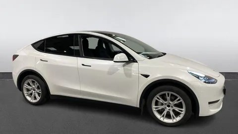 TESLA MODEL Y Long Range AWD Auto