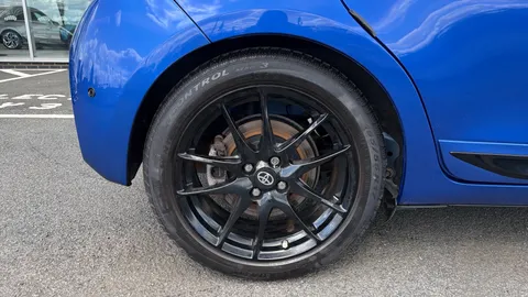 TOYOTA YARIS 1.5 Hybrid GR-Sport CVT