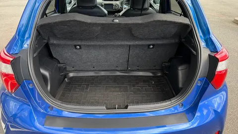 TOYOTA YARIS 1.5 Hybrid GR-Sport CVT