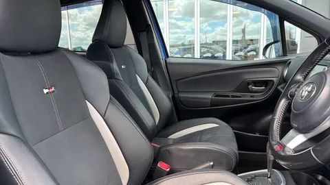 TOYOTA YARIS 1.5 Hybrid GR-Sport CVT