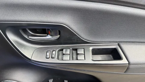 TOYOTA YARIS 1.5 Hybrid GR-Sport CVT