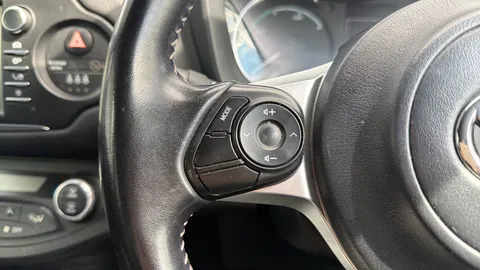 TOYOTA YARIS 1.5 Hybrid GR-Sport CVT