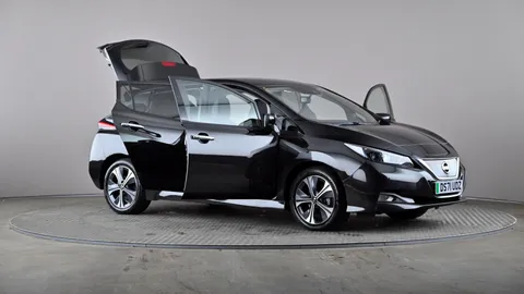 NISSAN LEAF 110kW N-Connecta 40kWh Auto