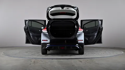 NISSAN LEAF 110kW N-Connecta 40kWh Auto