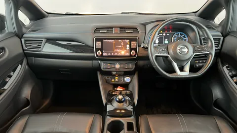 NISSAN LEAF 110kW N-Connecta 40kWh Auto