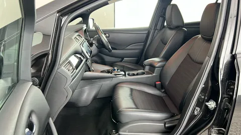 NISSAN LEAF 110kW N-Connecta 40kWh Auto