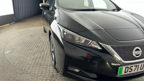 NISSAN LEAF 110kW N-Connecta 40kWh Auto