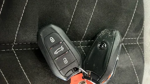 VAUXHALL MOKKA 100kW Ultimate 50kWh Auto