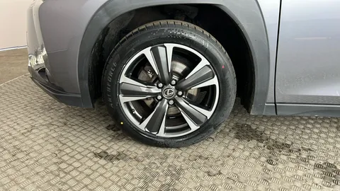 LEXUS UX 250h 2.0 5dr CVT [without Nav]