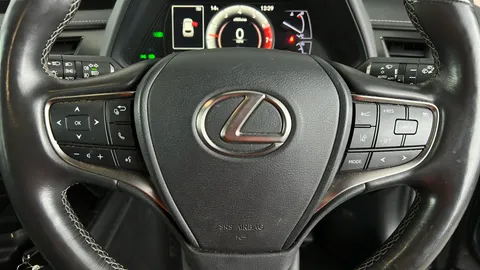 LEXUS UX 250h 2.0 5dr CVT [without Nav]