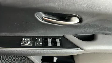 LEXUS UX 250h 2.0 5dr CVT [without Nav]